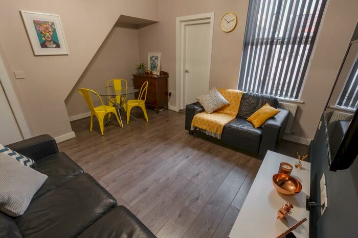 4 Bedroom Terraced House To Rent In Halsbury Road, L6