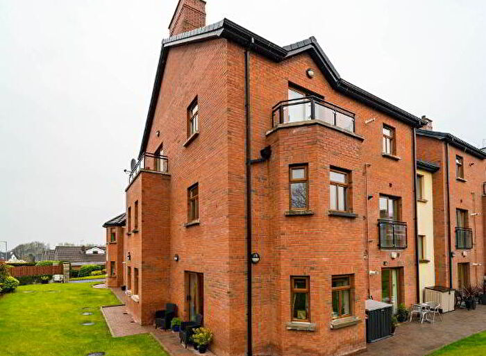 2 Bedroom Apartments For Sale In Thornleigh Mews, Lisburn, BT28