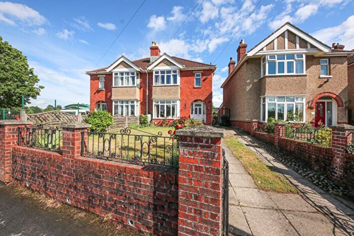 3 Bedroom House For Sale In Weston Lane, Weston, SO19