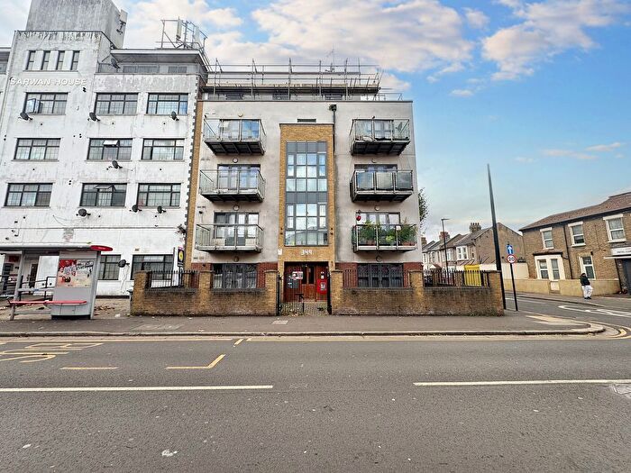1 Bedroom Flat To Rent In Katherine Road, Forest Gate, E7