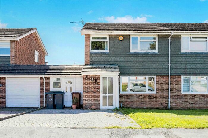 3 Bedroom Link Detached House For Sale In Beckets Way, Framfield, Uckfield, East Sussex, TN22