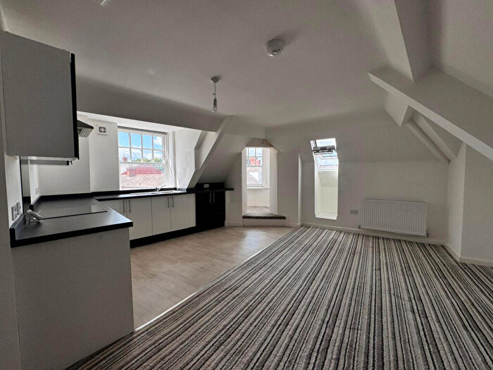 1 Bedroom Flat To Rent In Coatsworth Road, Gateshead, NE8