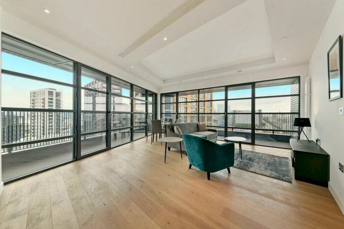 2 Bedroom Apartment To Rent In Defoe House, London City Island, London, E14