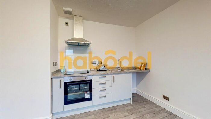 1 Bedroom Flat To Rent In Park Avenue, Princes Avenue, Hull, HU5