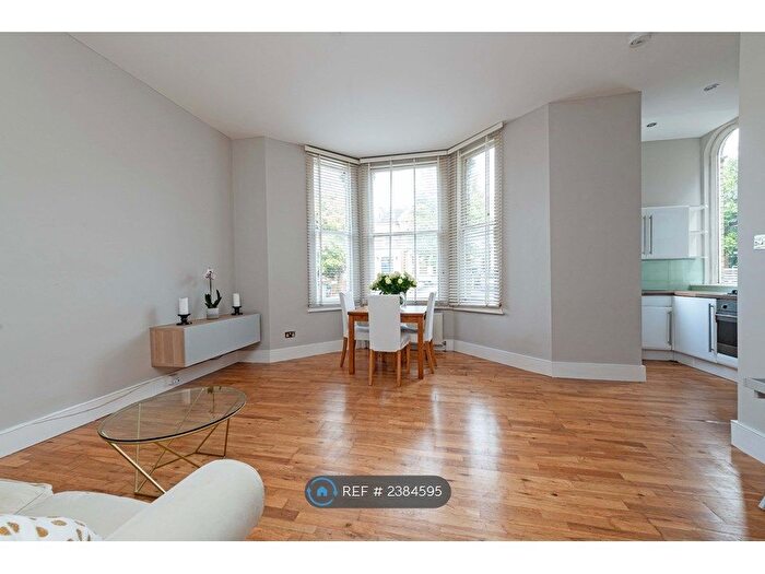1 Bedroom Flat To Rent In Bedford Hill, London, SW12