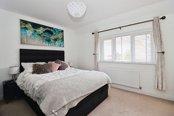 3 Bedroom Terraced House For Sale In Mustoe Road, Frenchay, Bristol, BS16