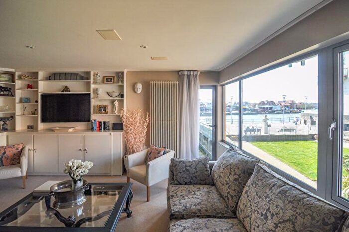 2 Bedroom Flat For Sale In Capricorn Place, Lime Kiln Road, BS8