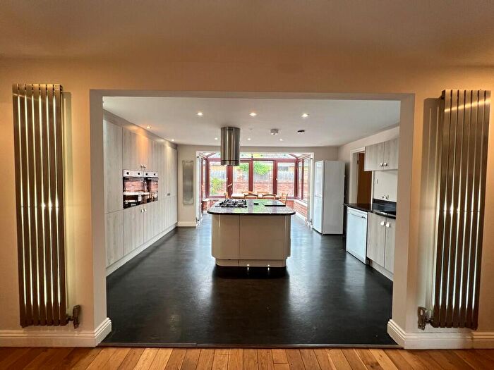 7 Bedroom Detached House To Rent In The Coach House, Melton Grove, NG2