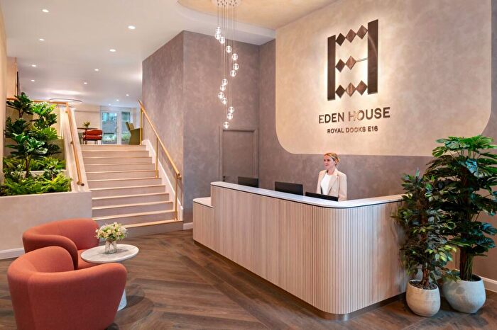 1 Bedroom Apartment For Sale In Salus House, Seagull Lane, London, E16
