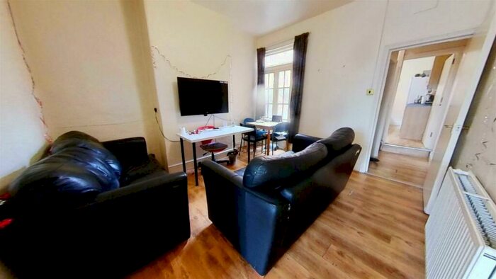 7 Bedroom House To Rent In Selly Hill Road, Birmingham, B29