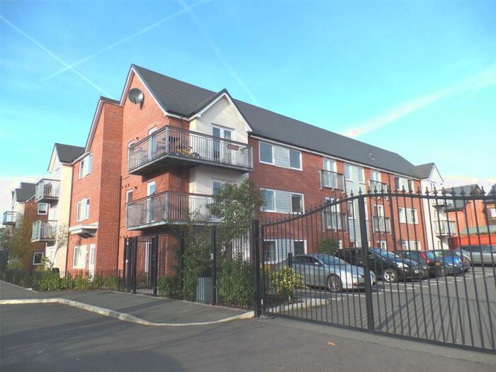2 Bedroom Apartment To Rent In Highmarsh Crescent, West Didsbury, Manchester, M20