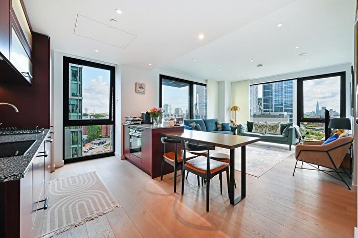 2 Bedroom Flat To Rent In The Modern, Embassy Gardens, London, SW11
