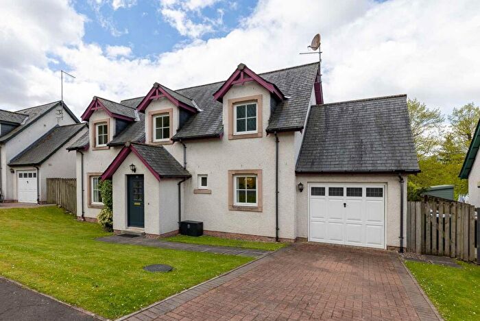 4 Bedroom Detached House For Sale In Burns Brae, Aberfeldy, PH15