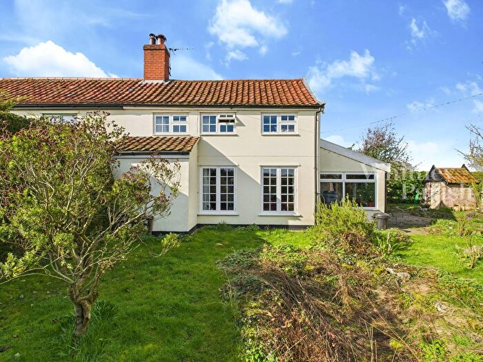 3 Bedroom Semi-Detached House For Sale In Eye Road, Occold, Eye, IP23