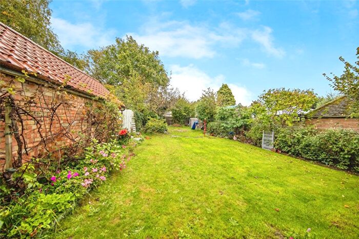 6 Bedroom Detached House For Sale In Clapgate Lane, Ipswich, Suffolk, IP3