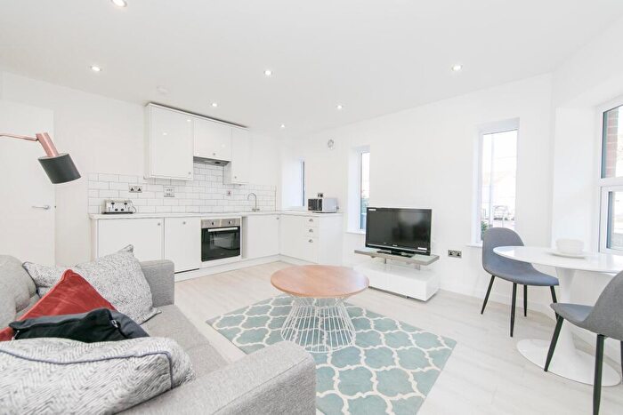 1 Bedroom Apartment To Rent In Cromwell Square, IP1