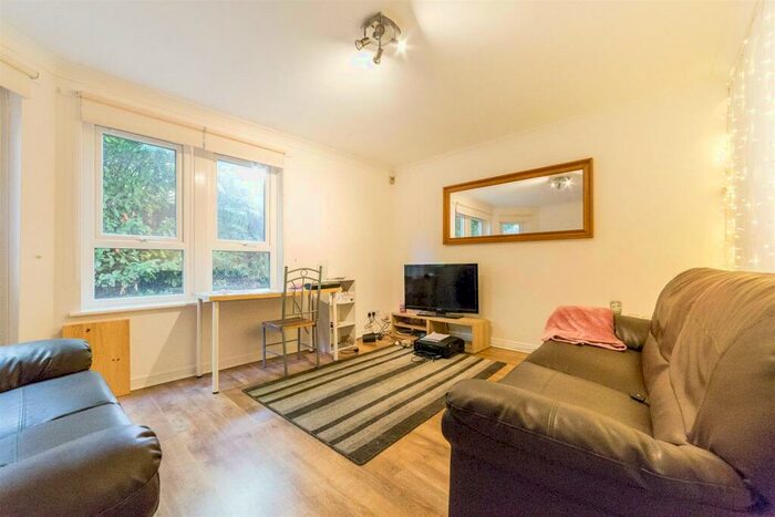 2 Bedroom Apartment To Rent In £pppw, Orchard Place, Jesmond, NE2