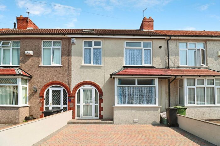 5 Bedroom Terraced House For Sale In Ninth Avenue, Bristol, Gloucestershire, BS7