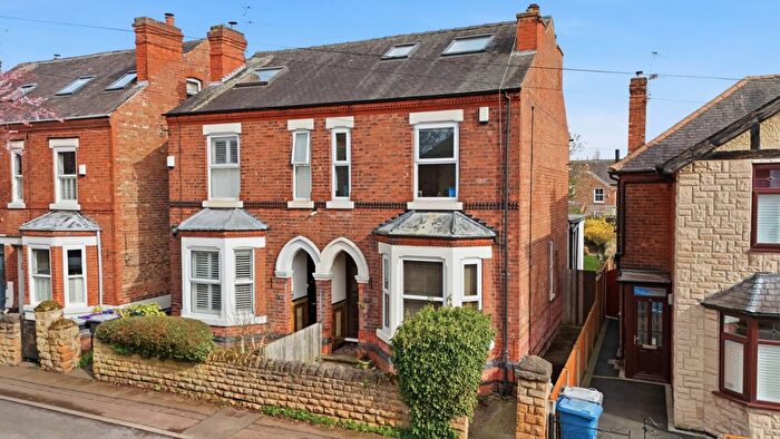 4 Bedroom Semi Detached House For Sale In Pierrepont Road, West Bridgford, Nottingham, Nottinghamshire, NG2