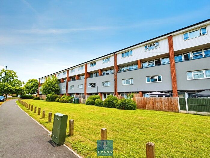 2 Bedroom Flat For Sale In Sewall Highway, Coventry, CV2