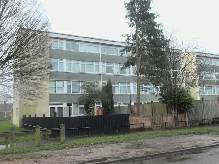 3 Bedroom Maisonette To Rent In Woodside Road, Norwich, NR7