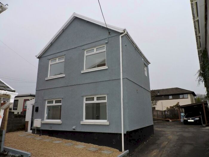 3 Bedroom Detached House To Rent In Commercial Street, Ystradgynlais, Swansea, SA9