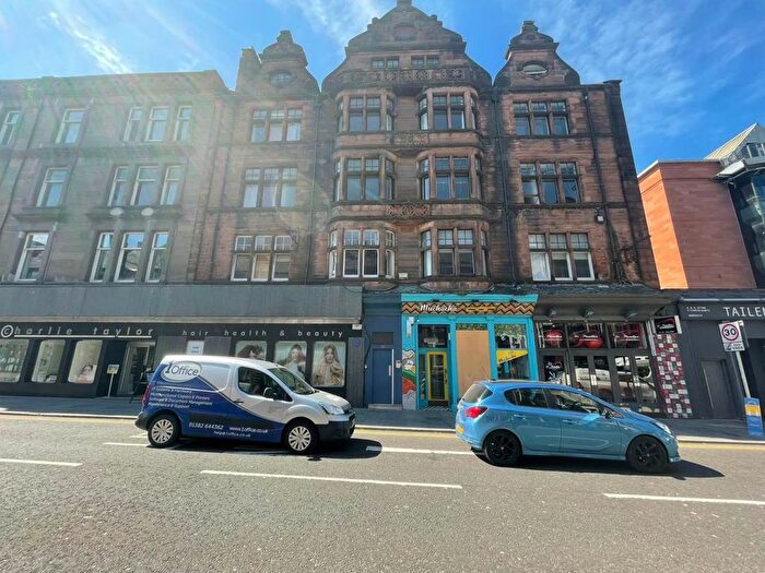 3 Bedroom Flat To Rent In Nethergate, Dundee, DD1