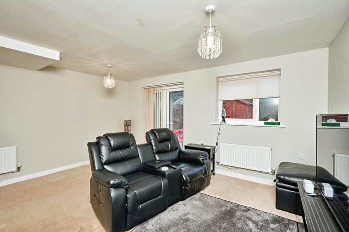 2 Bedroom Terraced House For Sale In Beauchamp Drive, Newport, Isle Of Wight, PO30