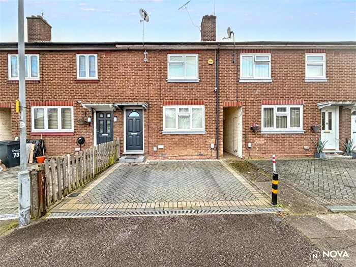 2 Bedroom Terraced House To Rent In Trent Road, Luton, LU3