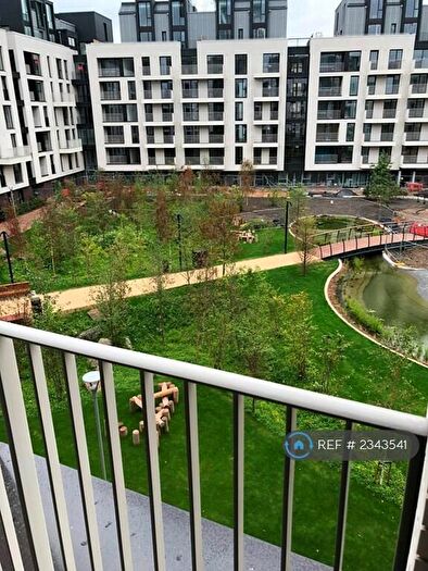 3 Bedroom Flat To Rent In Forrester Way, London, E15