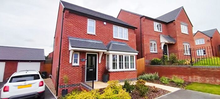 4 Bedroom Property To Rent In Emes Road, Chesterfield, S42