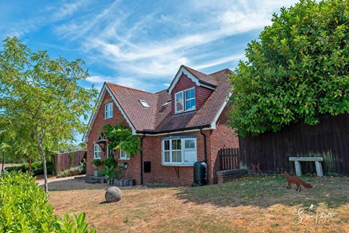 3 Bedroom Detached House For Sale In Coach Lane, Brading, PO36