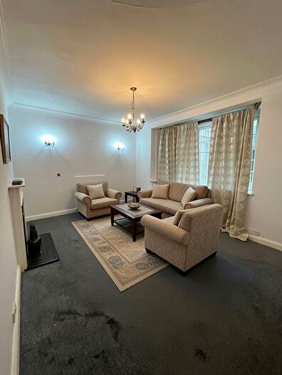 5 Bedroom Semi Detached House To Rent In Barns Way, London, HA9