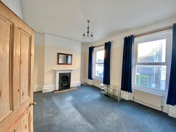 2 Bedroom Maisonette To Rent In Cheriton Place, Folkestone, CT20