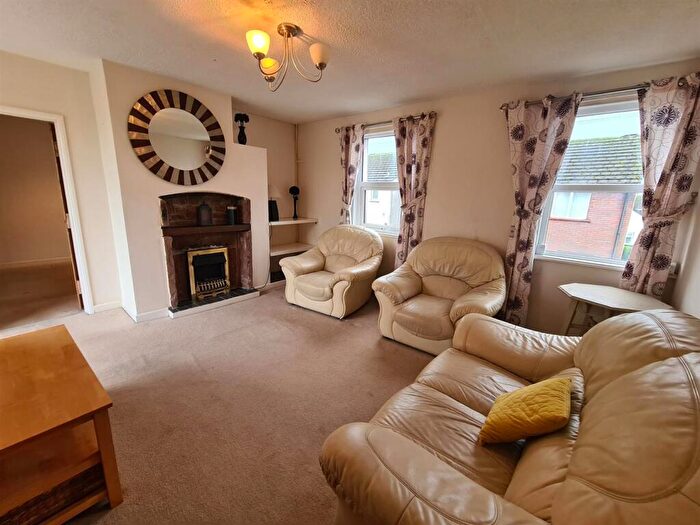 2 Bedroom Terraced House To Rent In Vale View, Egremont, CA22