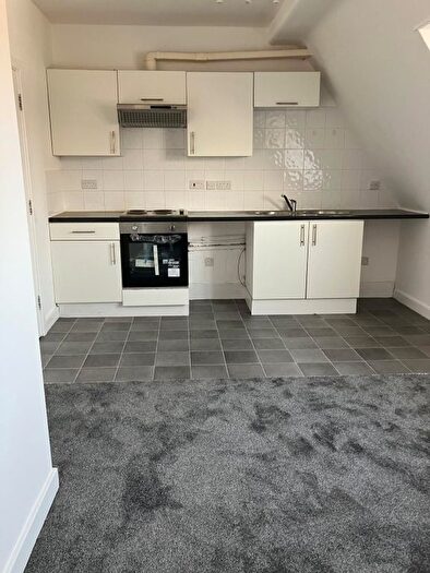 1 Bedroom Flat To Rent In South Street, Romford, Essex, RM1