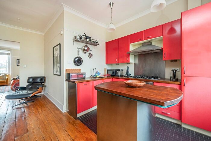 1 Bedroom Flat For Sale In Haverstock Hill, Belsize Park, NW3