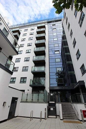 2 Bedroom Flat To Rent In Greenwich, London, SE8