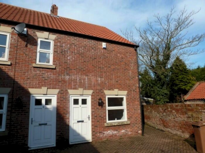2 Bedroom End Of Terrace House To Rent In Barton Lane, Barrow-Upon-Humber, DN19