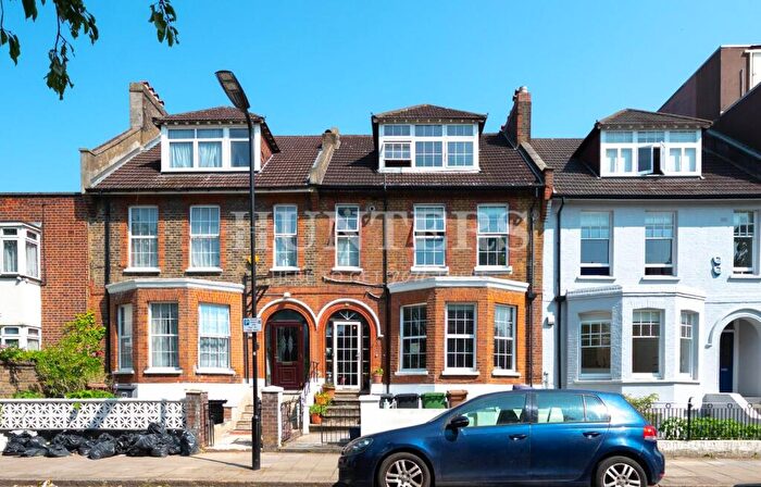 5 Bedroom House To Rent In East Bank, London, N16