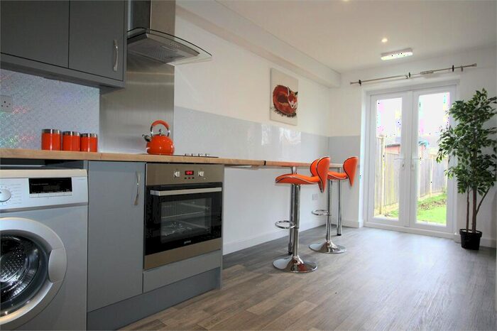 4 Bedroom Terraced House To Rent In Templar Road, Beeston, NG9