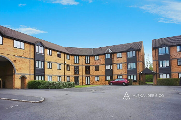 2 Bedroom Apartment To Rent In Heron Drive, Bicester, OX26