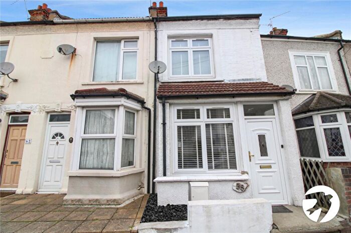3 Bedroom Terraced House To Rent In Milton Road, Swanscombe, Kent, DA10