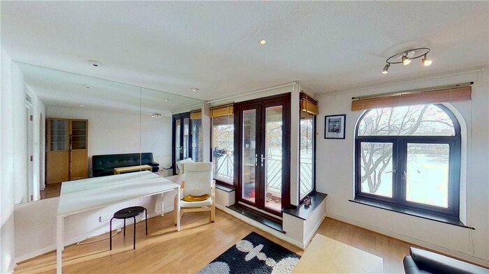2 Bedroom Apartment To Rent In Brunswick Quay, London, SE16