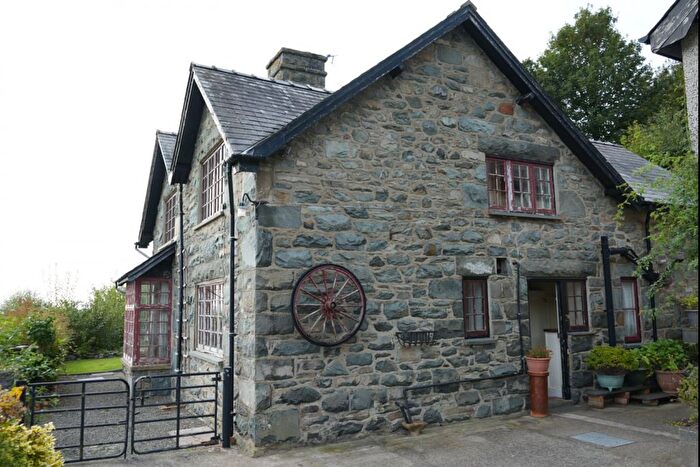 3 Bedroom Detached House For Sale In Branksome Farm House, Barmouth, LL42