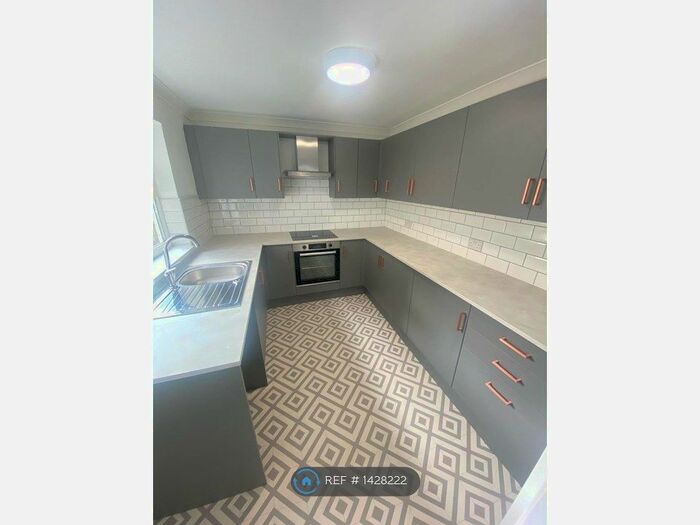 3 Bedroom Terraced House To Rent In Perth Street, Hull, HU5