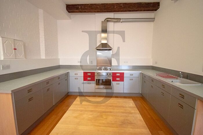 2 Bedroom Flat For Sale In King Street, Leicester, LE1
