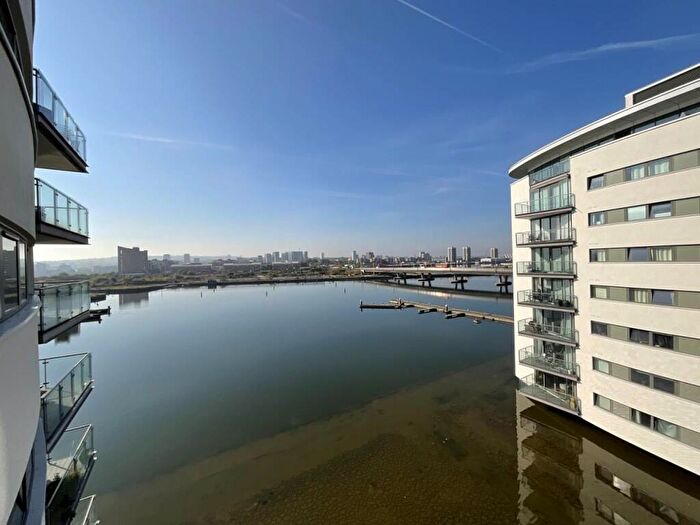 1 Bedroom Flat To Rent In The Mast, Albert Basin Way, E16