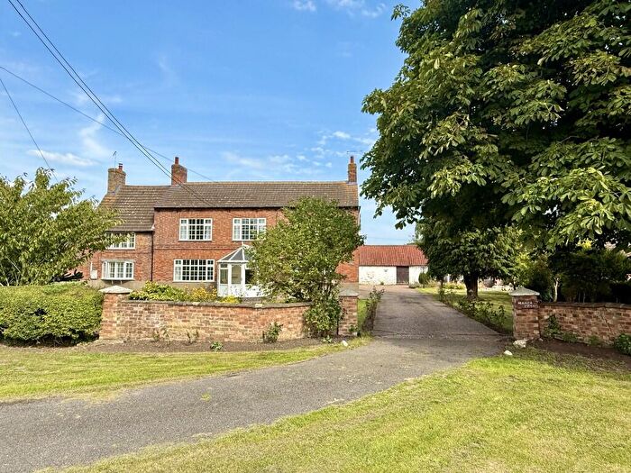 4 Bedroom Semi-Detached House To Rent In Town Street, Westborough, Newark, NG23