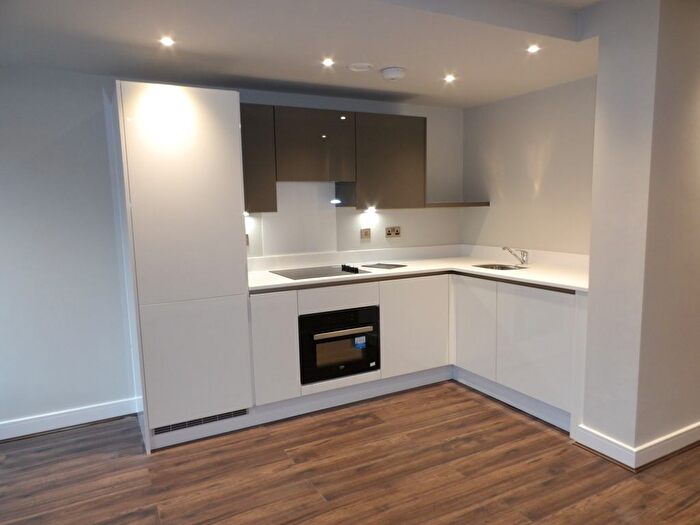 1 Bedroom Flat To Rent In Moreton House, Birmingham, B1